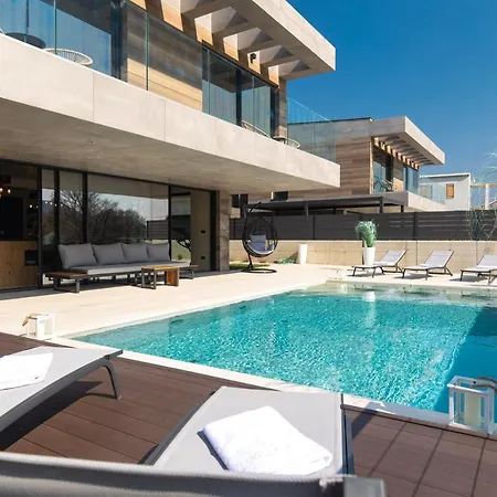 Luxury Prestige With Sauna And Jacuzzi * Baška