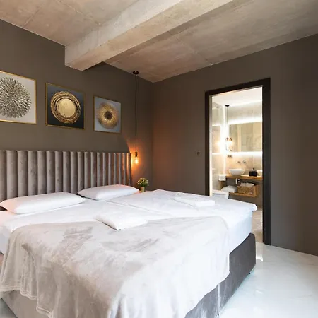 Luxury Besca With Sauna And Jacuzzi Villa