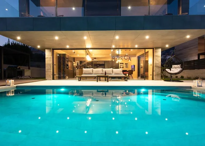 Vila Luxury Besca With Sauna And Jacuzzi *