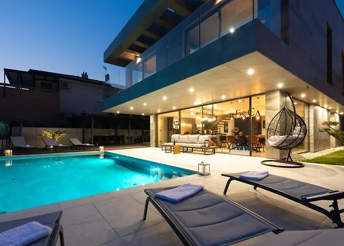 Luxury Besca With Sauna And Jacuzzi Vila *