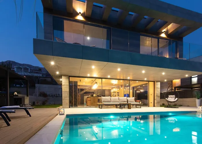 Vila Luxury Besca With Sauna And Jacuzzi