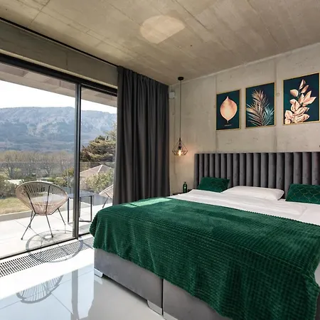 Luxury Besca With Sauna And Jacuzzi Vila