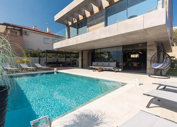Βίλα Luxury Besca With Sauna And Jacuzzi Baška