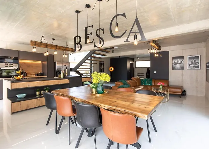 Luxury Besca With Sauna And Jacuzzi Βίλα