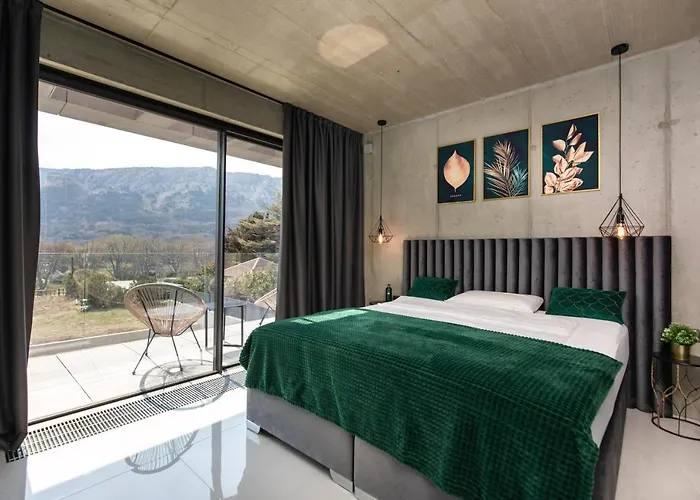 Luxury Besca With Sauna And Jacuzzi Βίλα